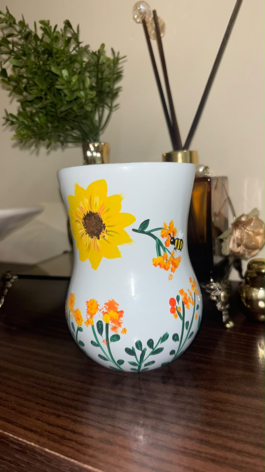 Cuia de Madeira Pintada a mão