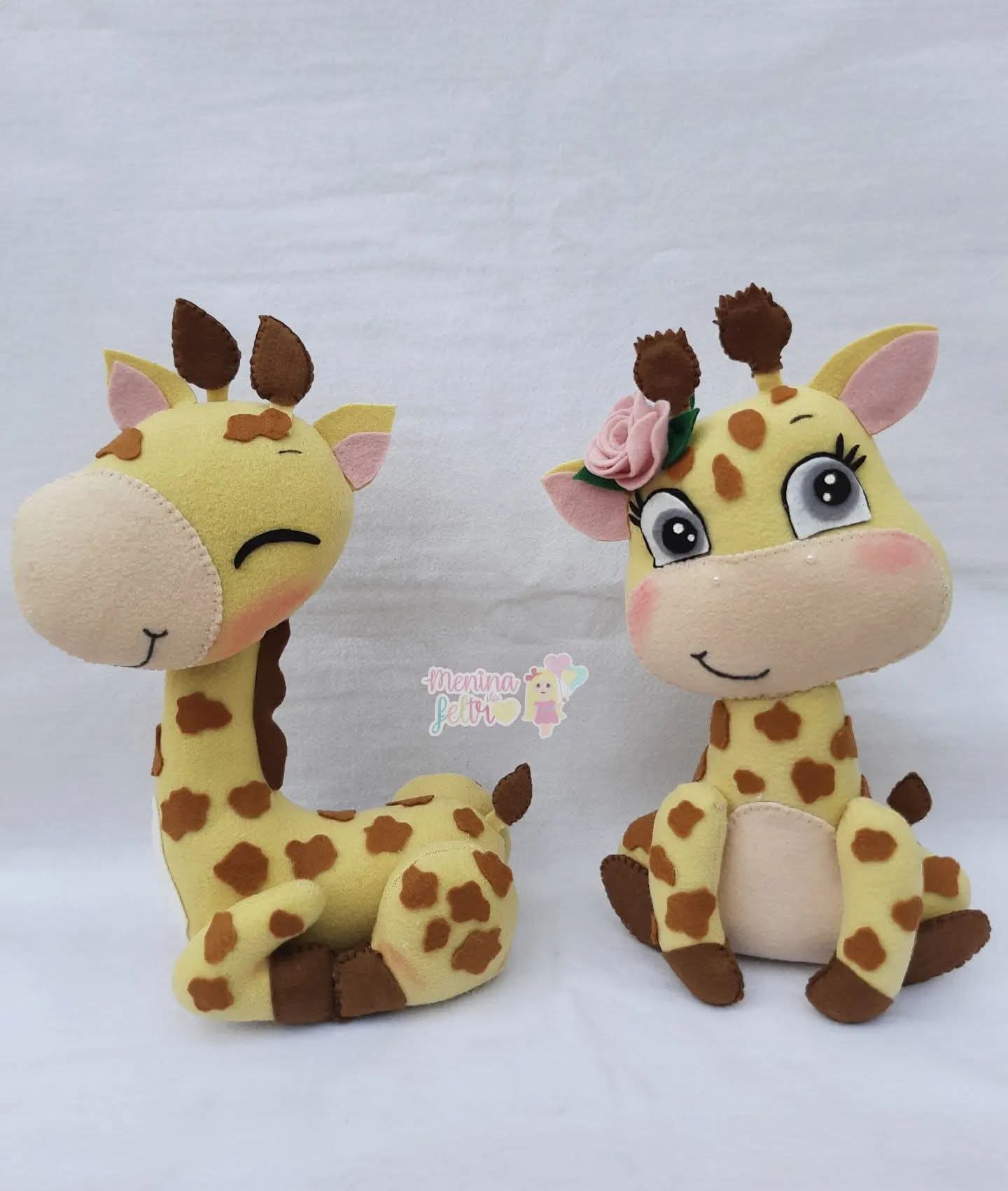 Girafa em feltro