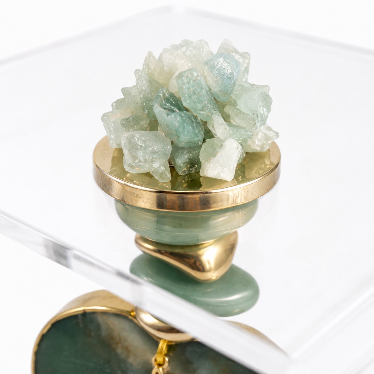 Suporte Decorativo Acrílico com Coração de Quartzo Verde Pedra Natural- AN247